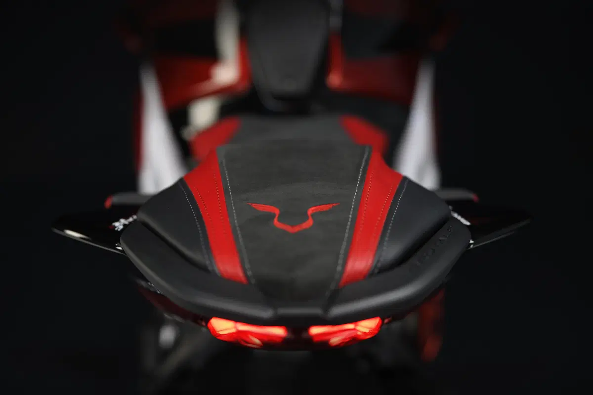MV Agusta Brutale 800 LH44 (13)