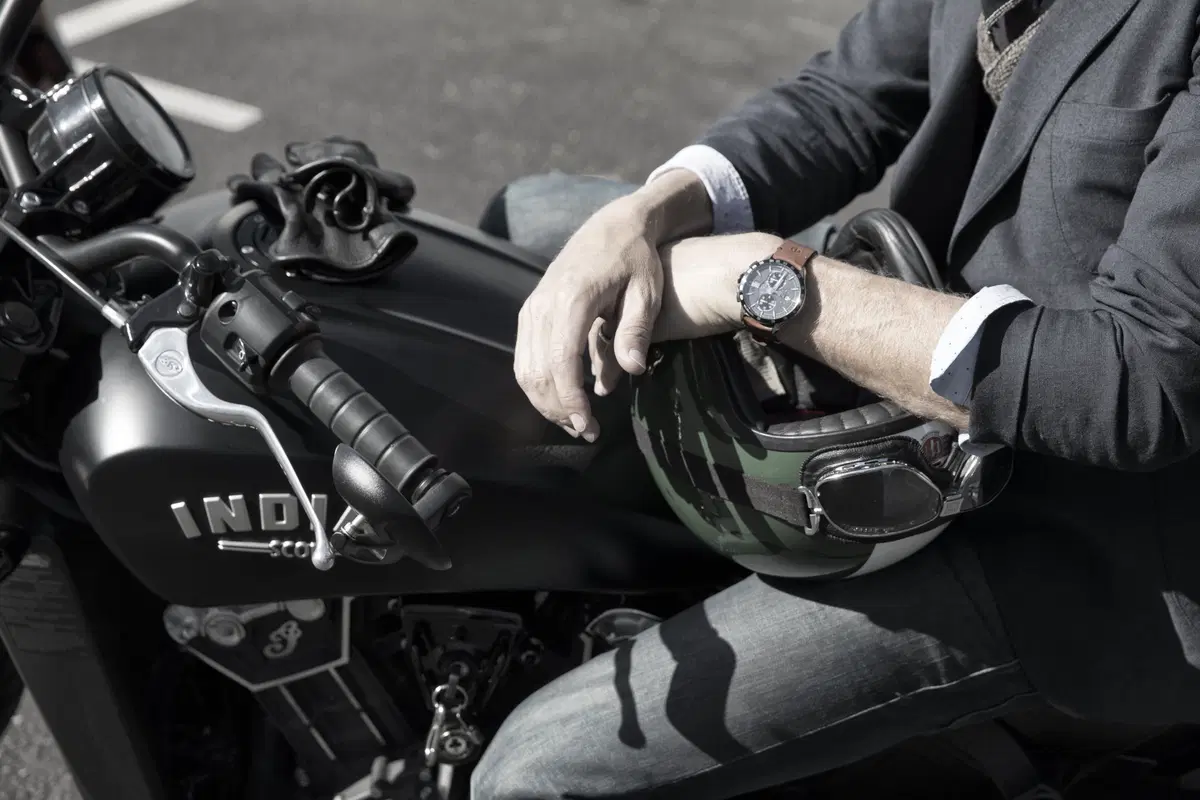 Baume & Mercier e Indian Motorcycle, una giornata in circuito a Vairano per celebrare la partnership (14)