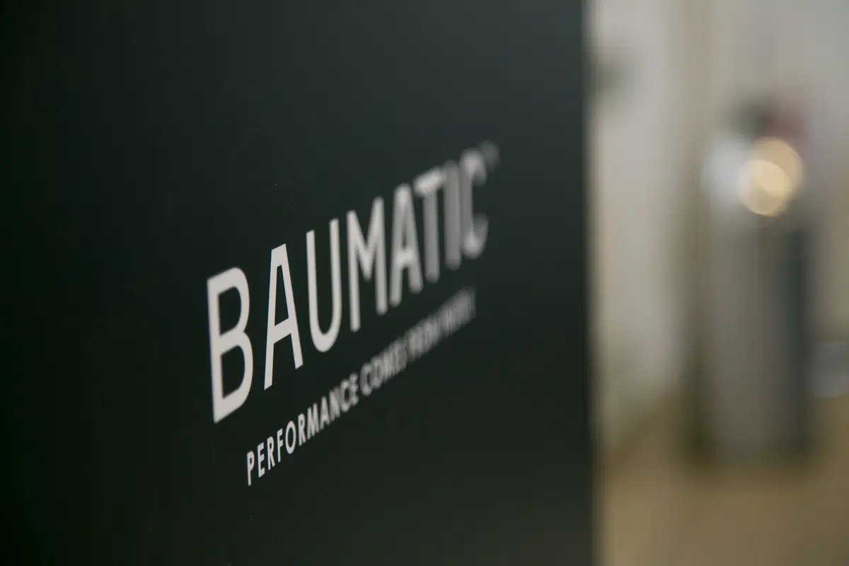 Baume & Mercier e Indian Motorcycle, una giornata in circuito a Vairano per celebrare la partnership (15)