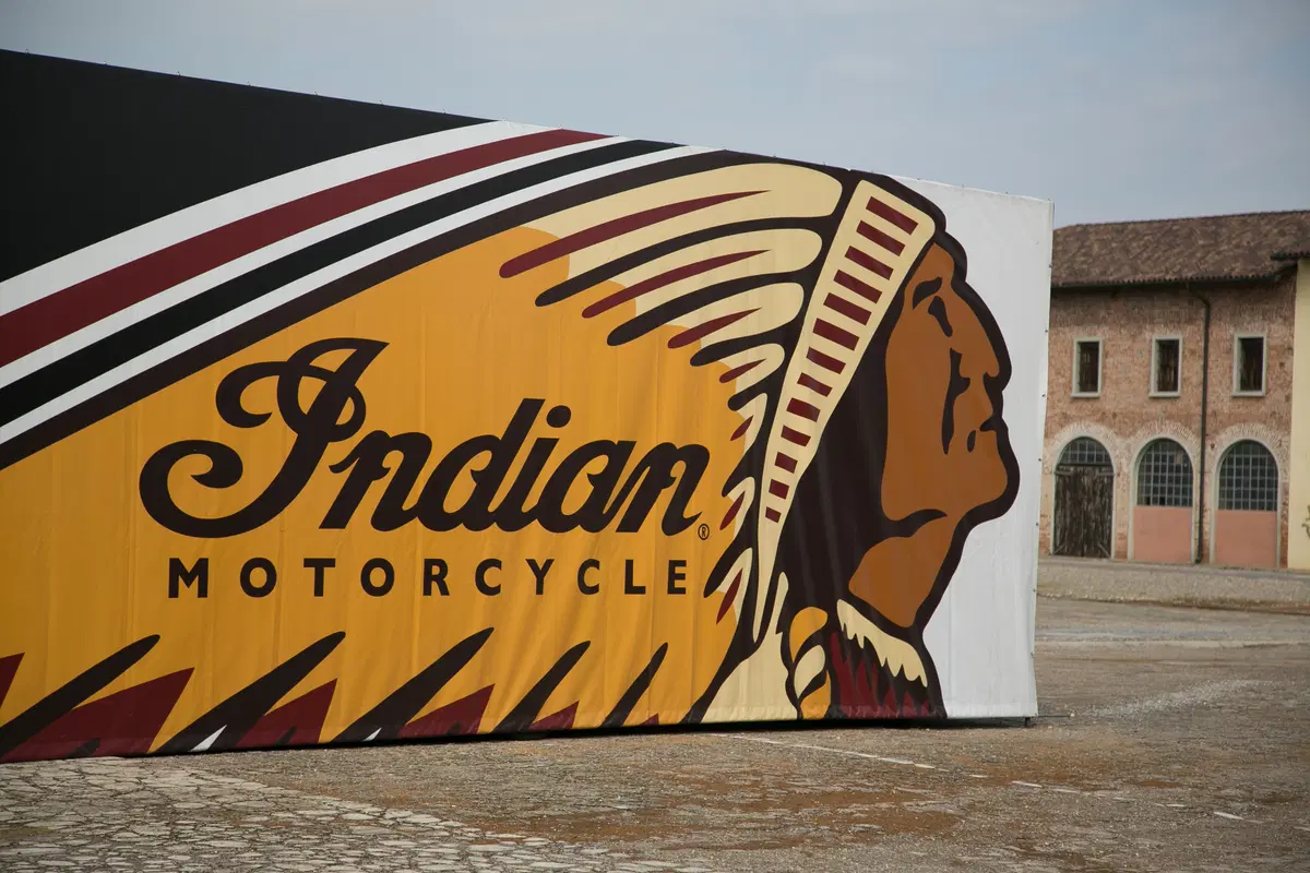 Baume & Mercier e Indian Motorcycle, una giornata in circuito a Vairano per celebrare la partnership (17)