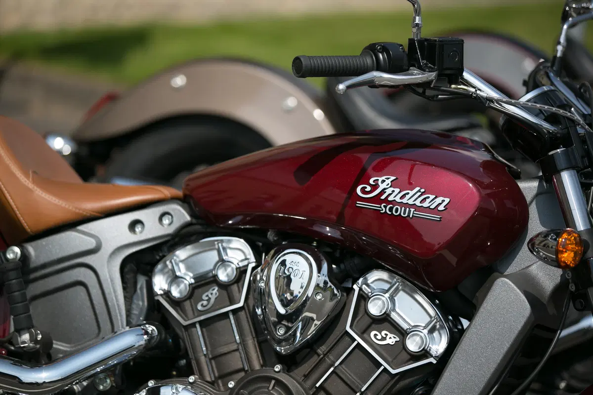 Baume & Mercier e Indian Motorcycle, una giornata in circuito a Vairano per celebrare la partnership (32)
