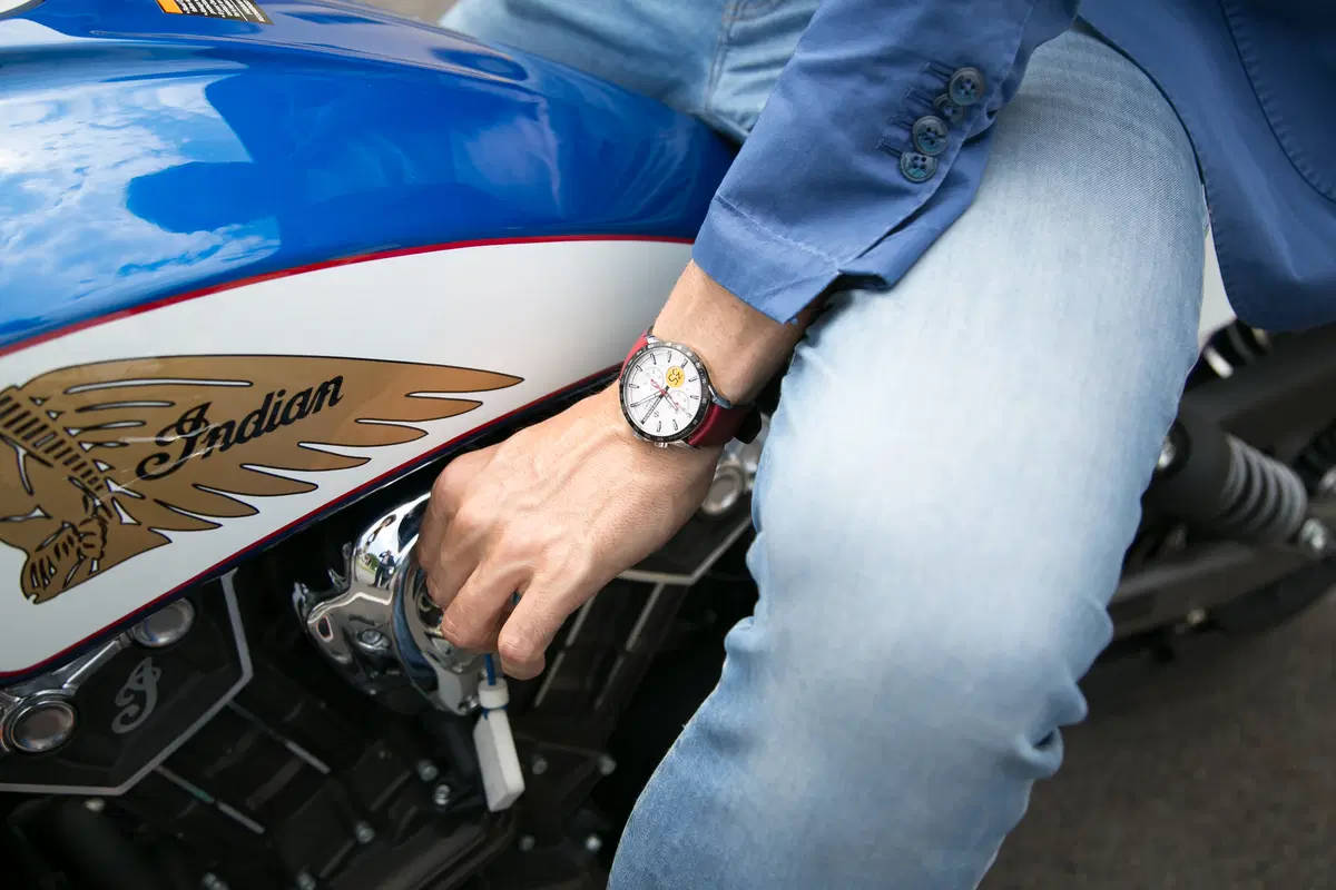 Baume & Mercier e Indian Motorcycle, una giornata in circuito a Vairano per celebrare la partnership (43)