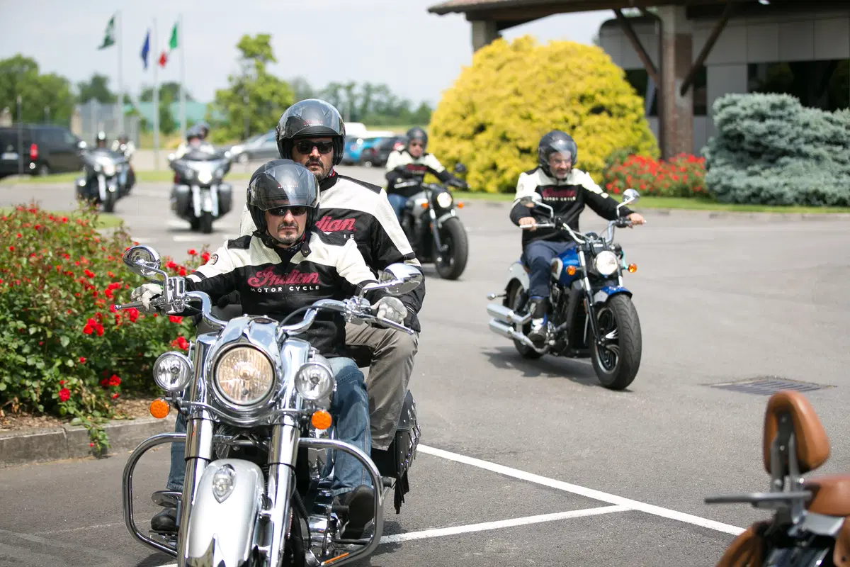 Baume & Mercier e Indian Motorcycle, una giornata in circuito a Vairano per celebrare la partnership (48)