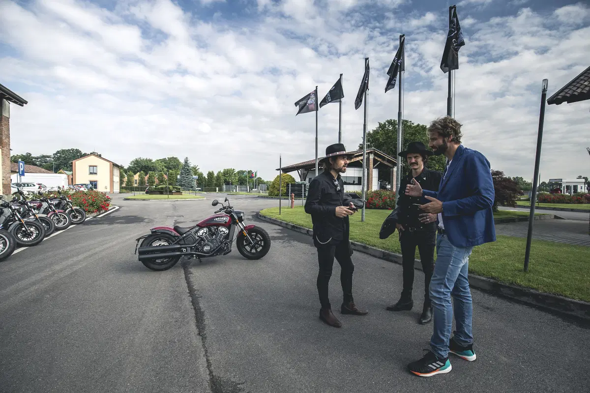 Baume & Mercier e Indian Motorcycle, una giornata in circuito a Vairano per celebrare la partnership (53)