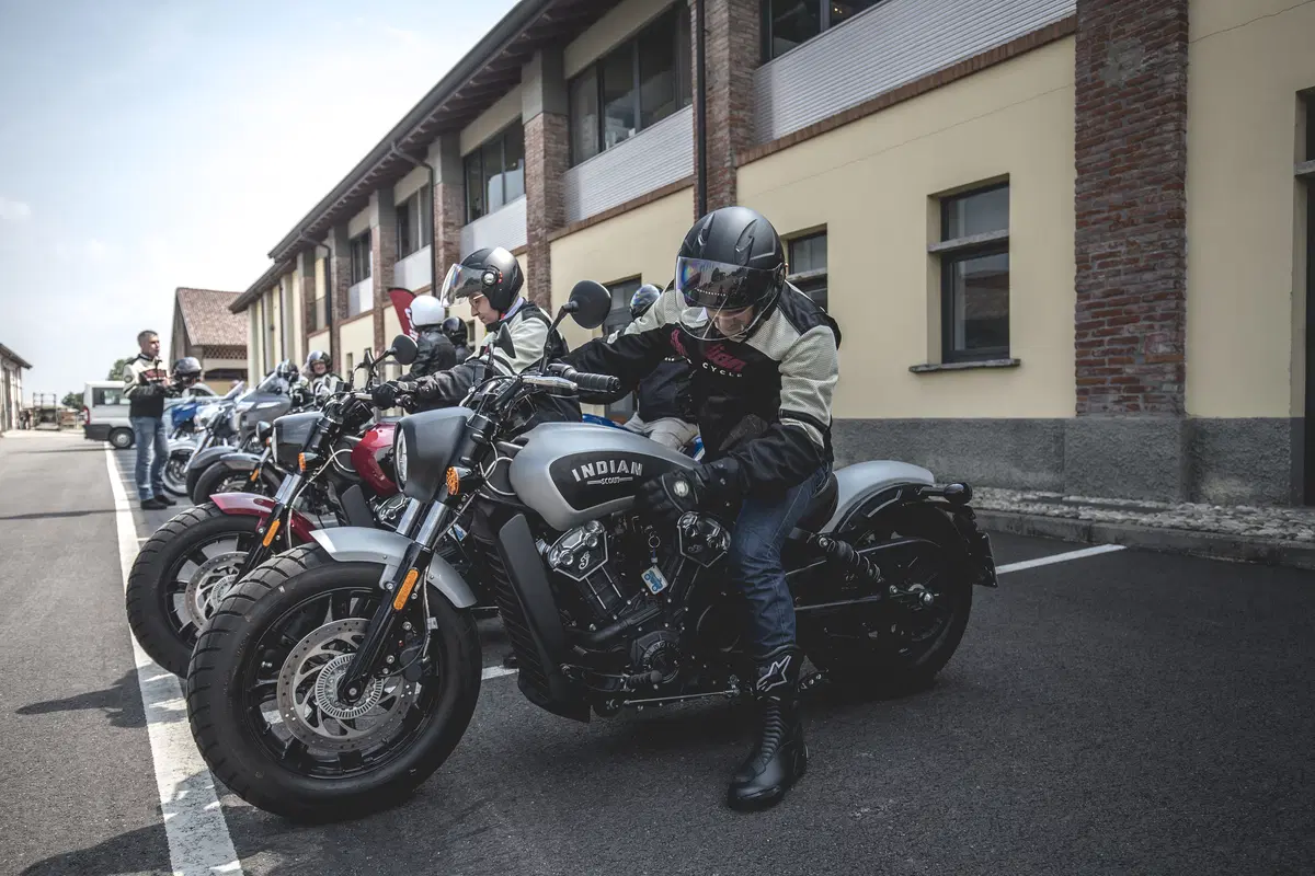 Baume & Mercier e Indian Motorcycle, una giornata in circuito a Vairano per celebrare la partnership (80)