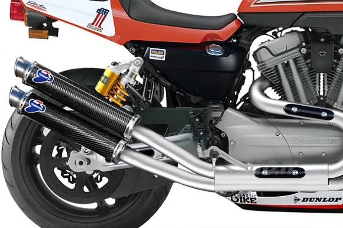 XR1200 Trophy Replica (3)