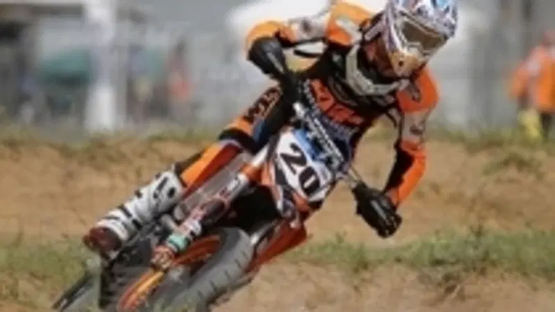 All'Italiano Supermoto si infortuna Alberto Dall'Era, un altro passo avanti invece per Edgardo Borel