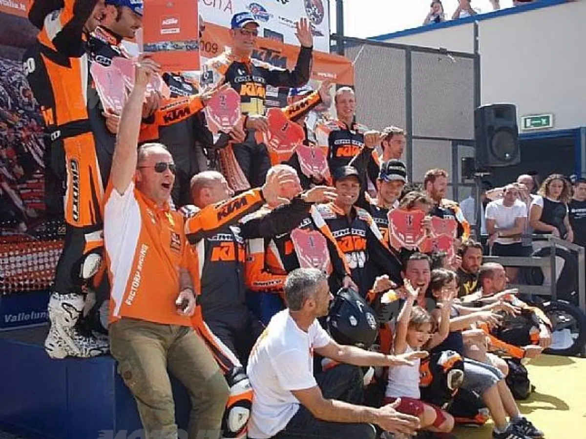 Trofei KTM, Enduro a Manzano, Super Duke a Vallelunga e Motocross a Città di Castello (2)