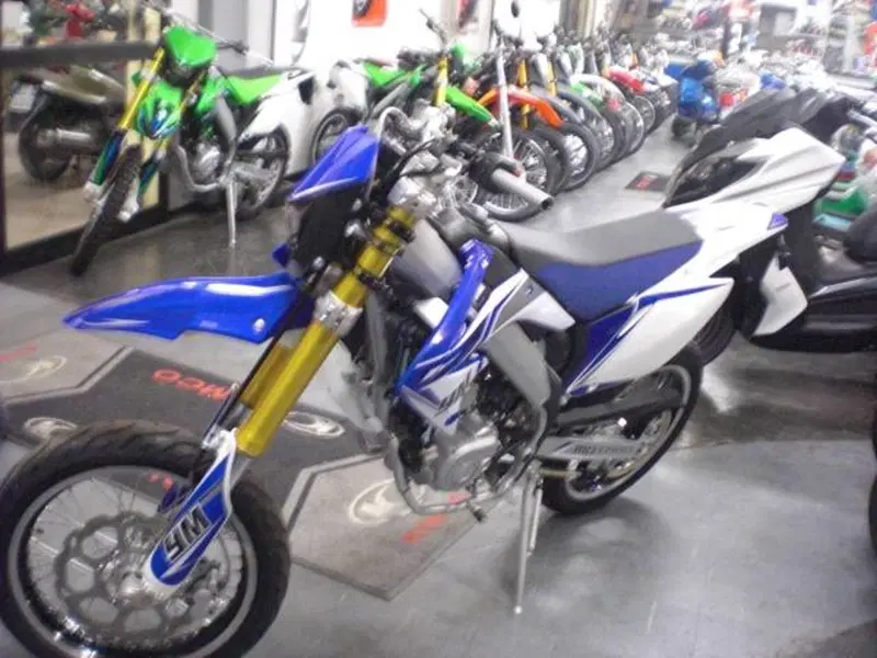 HM CRM F125 X Derapage 4t (4)