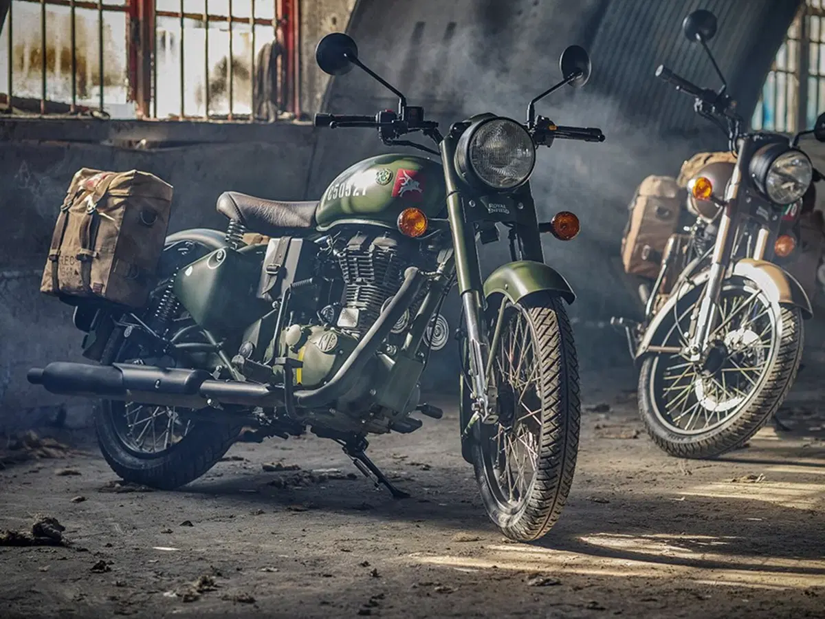 Royal Enfield Pegasus, edizione speciale (da paracadutista) della Classic 500 (6)