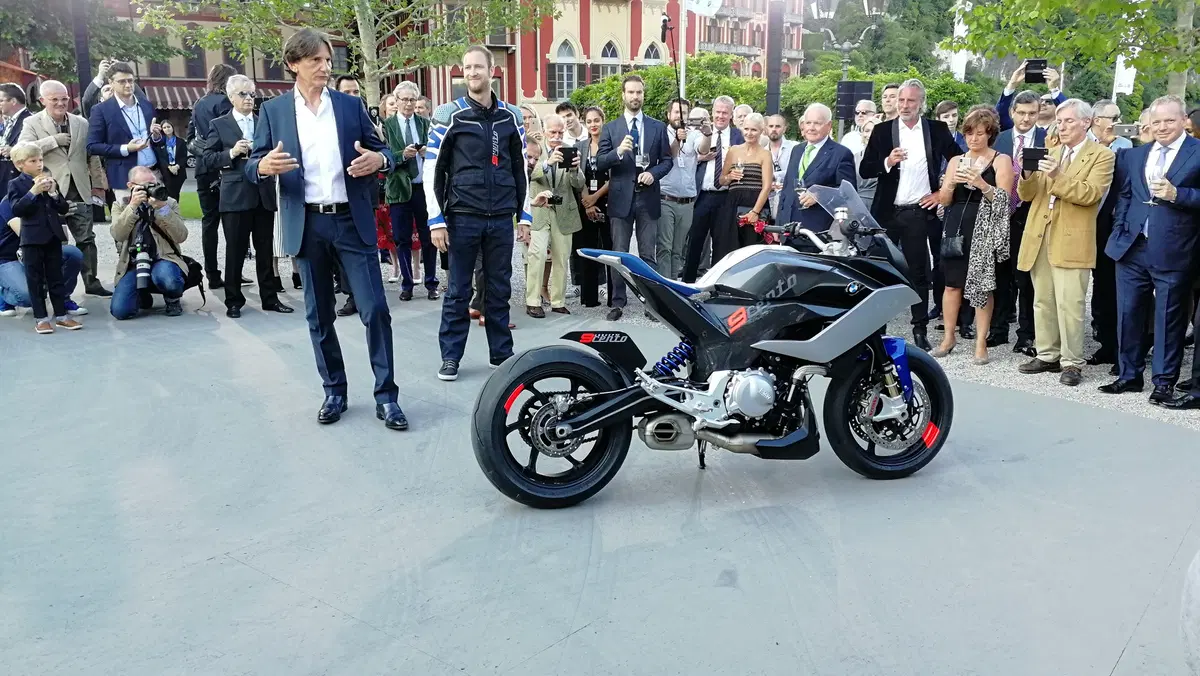BMW Motorrad 9cento: video anteprima della concept da Villa d'Este! (2)