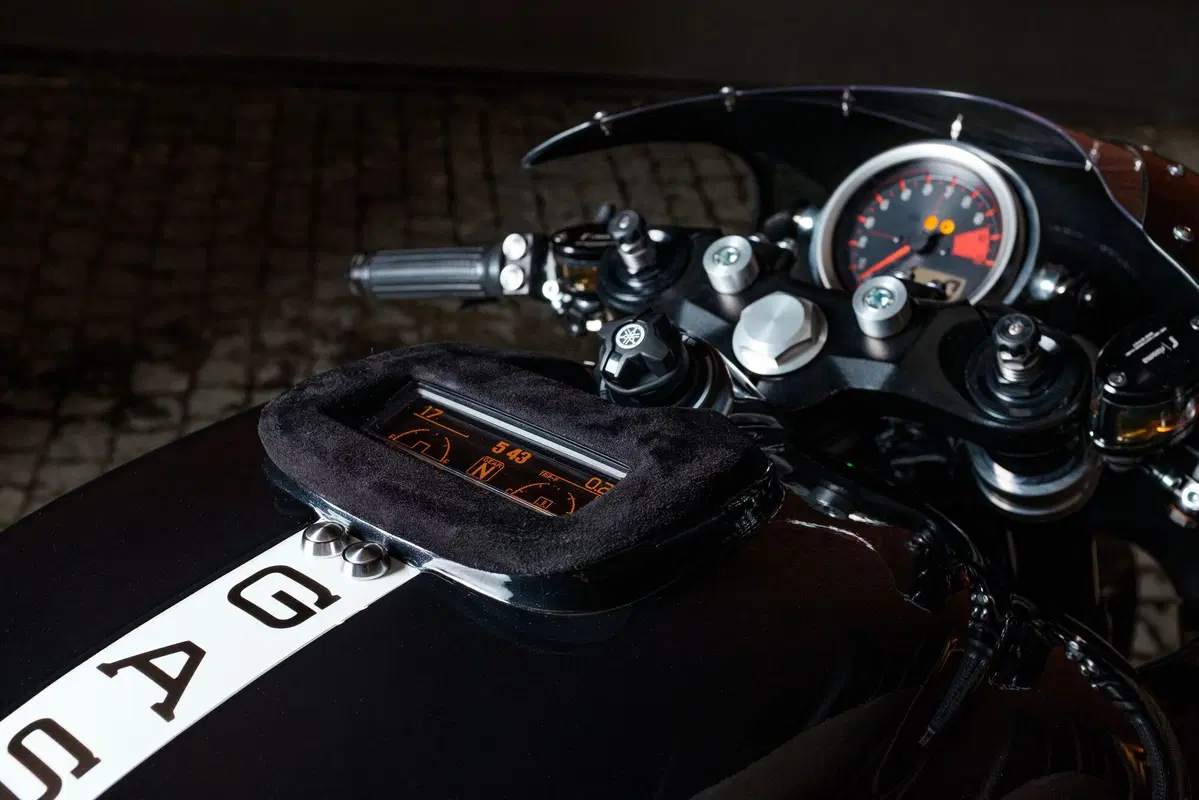 Yamaha VMAX “CS_07 Gasoline” Yard Built (18)