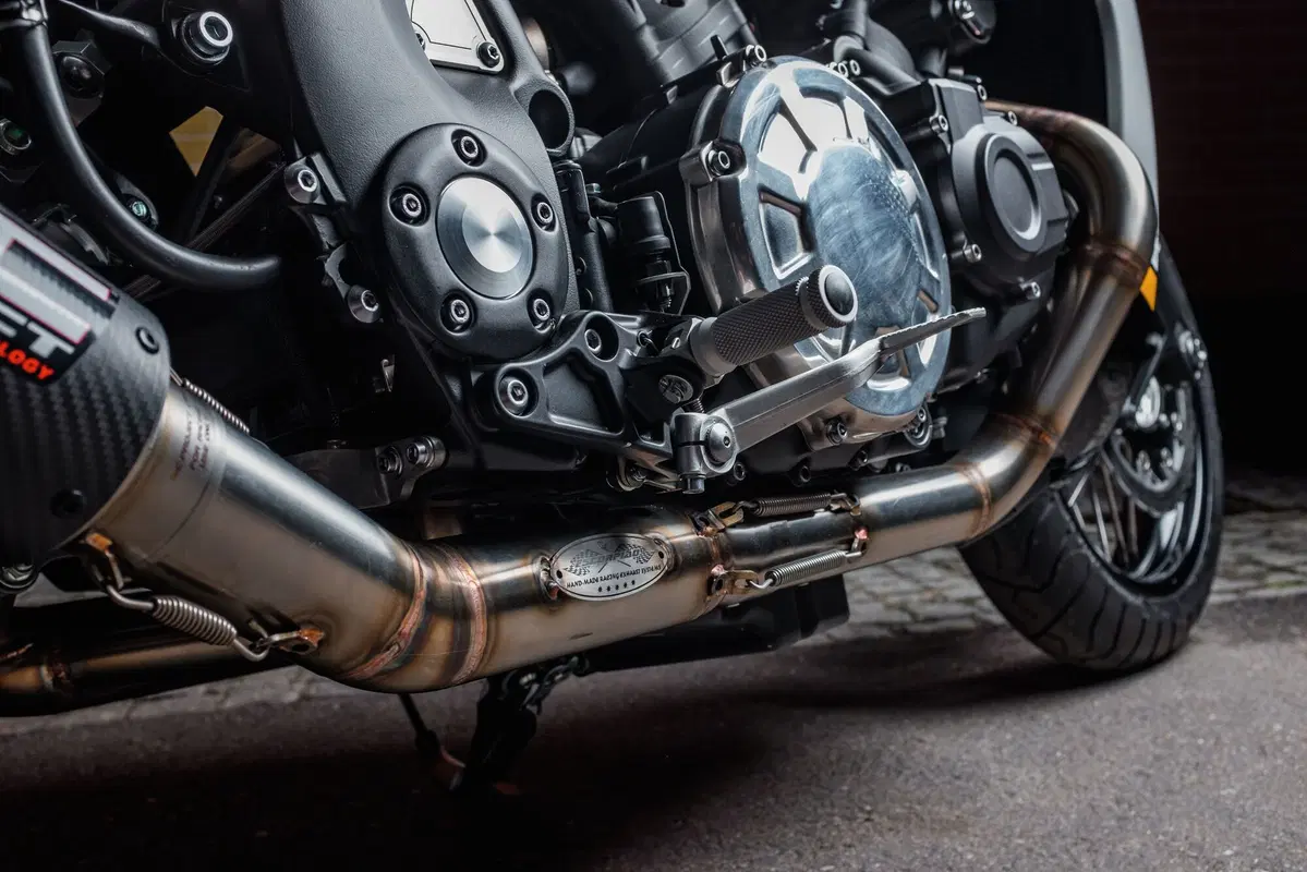 Yamaha VMAX “CS_07 Gasoline” Yard Built (21)