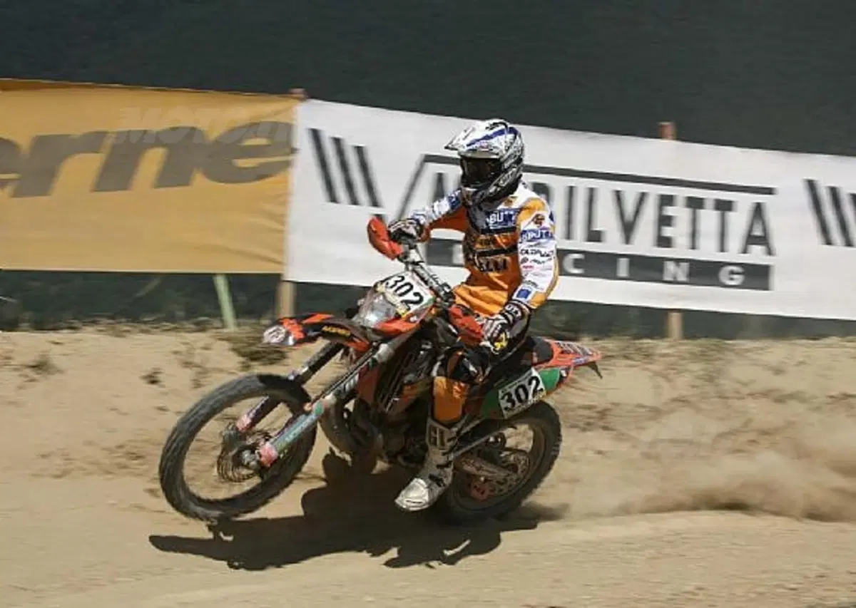 Major, Paoli domina a San Severino Marche