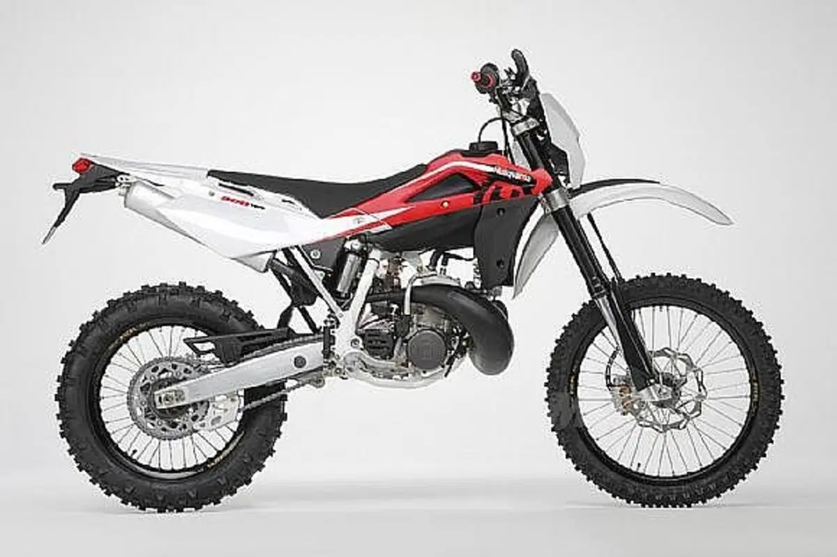Model year 2010 (9)