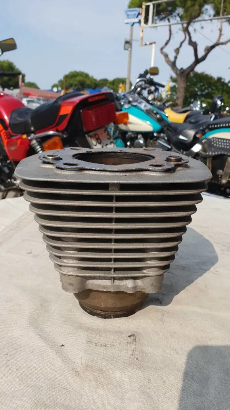 Cilindro e pistone Harley-Davidson Sportster 883 (4)