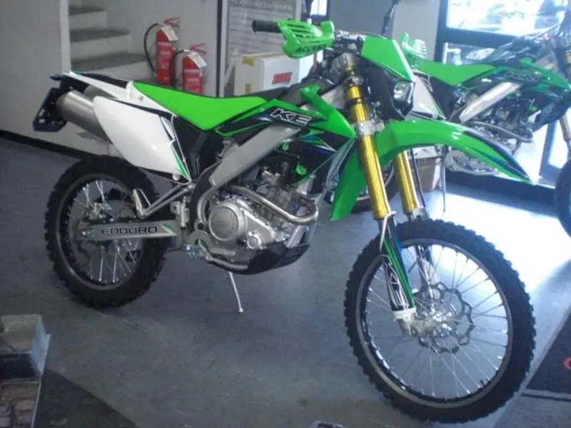 HM CRE F 125 X Baja 4t (2)