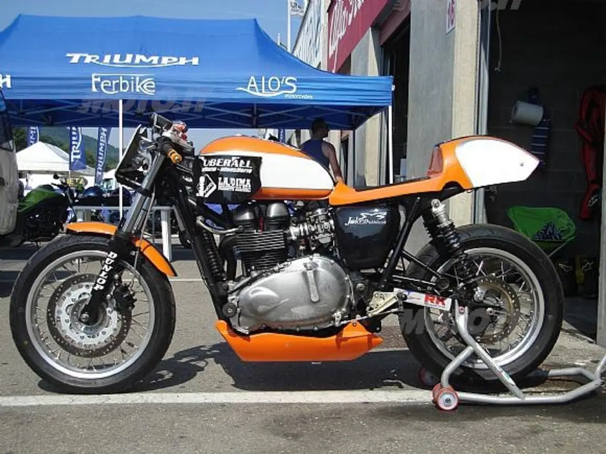 Triumph Day (5)