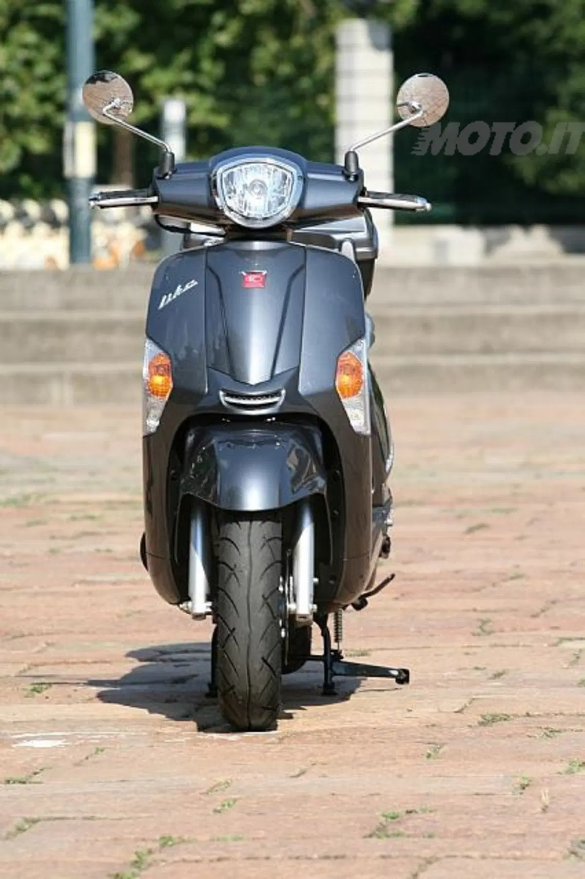 Nuovo Kymco Like 50 cc a 2T: costa 1.499 euro, bauletto incluso