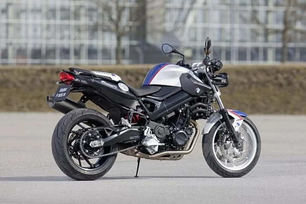 Arriva la F 800 R Chris Pfeiffer Edition (2)