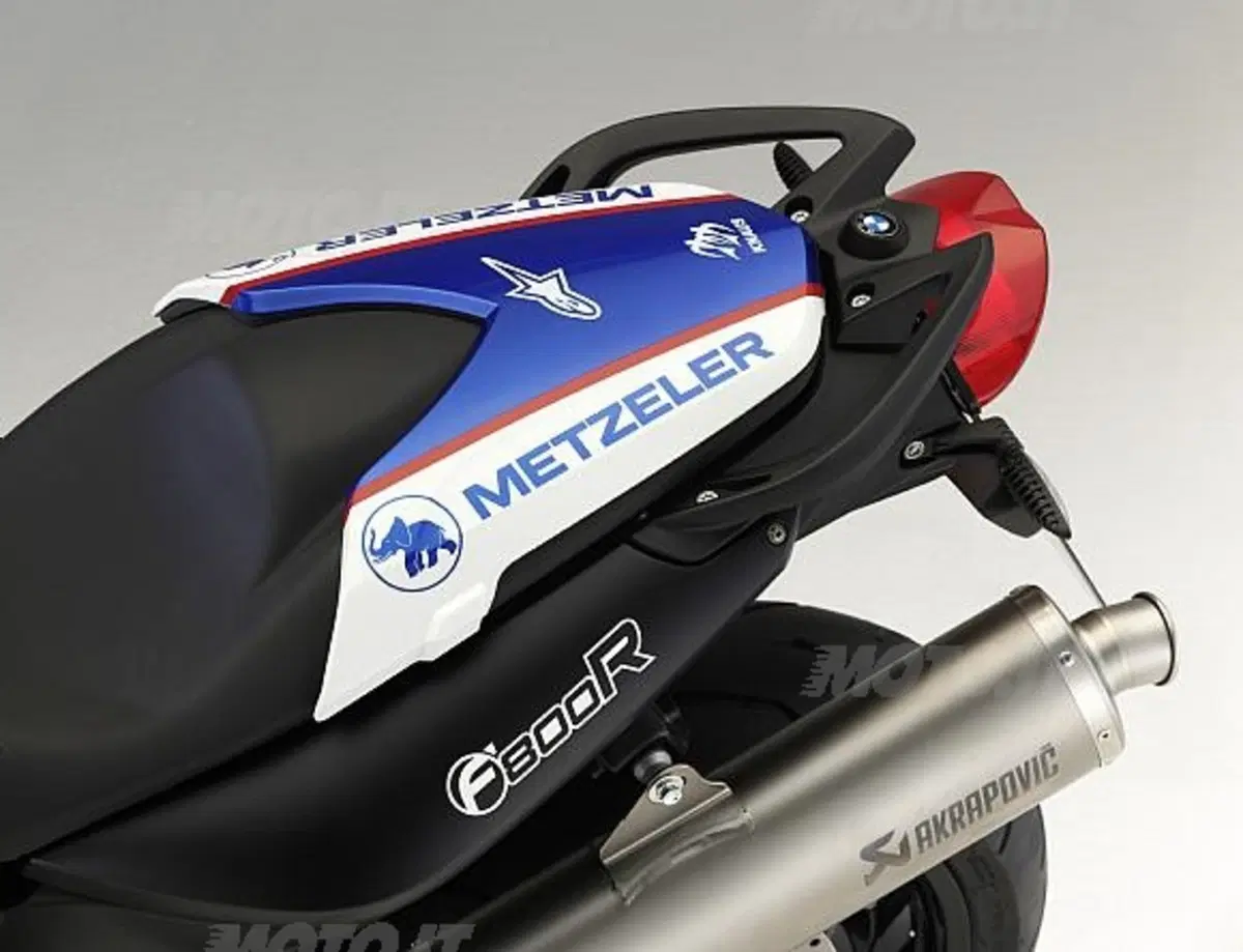 Arriva la F 800 R Chris Pfeiffer Edition (3)