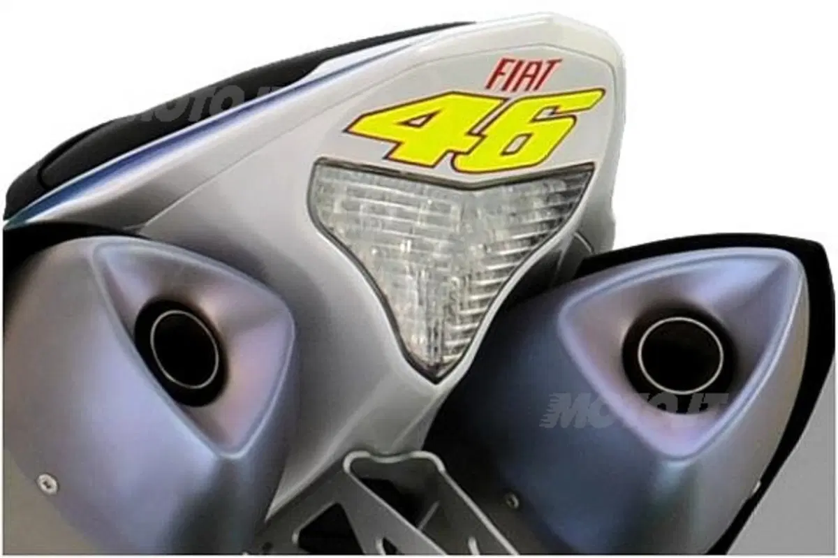 Da gennaio in USA la YZF-R1 LE (7)