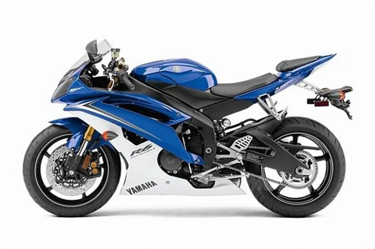 Yamaha R6 2010 (4)