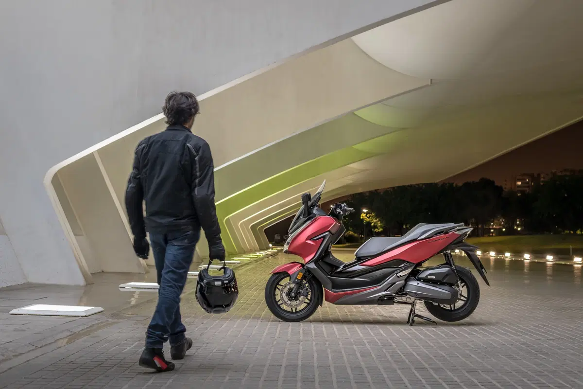 Honda Forza 125 versione 2018 (10)