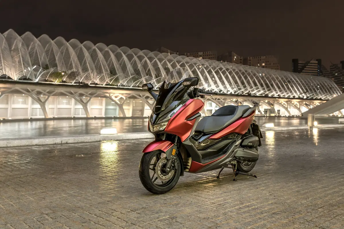 Honda Forza 125 versione 2018 (13)