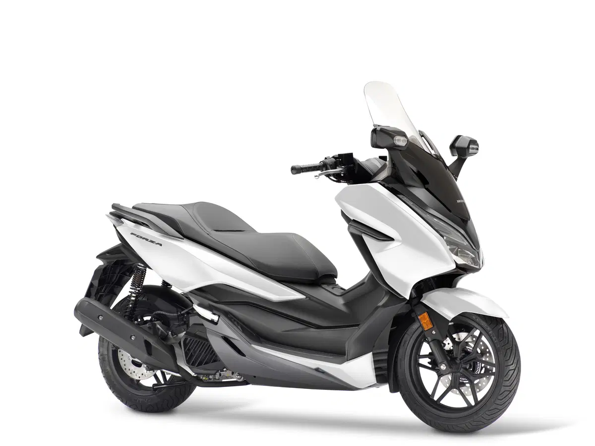 Honda Forza 125 versione 2018 (30)