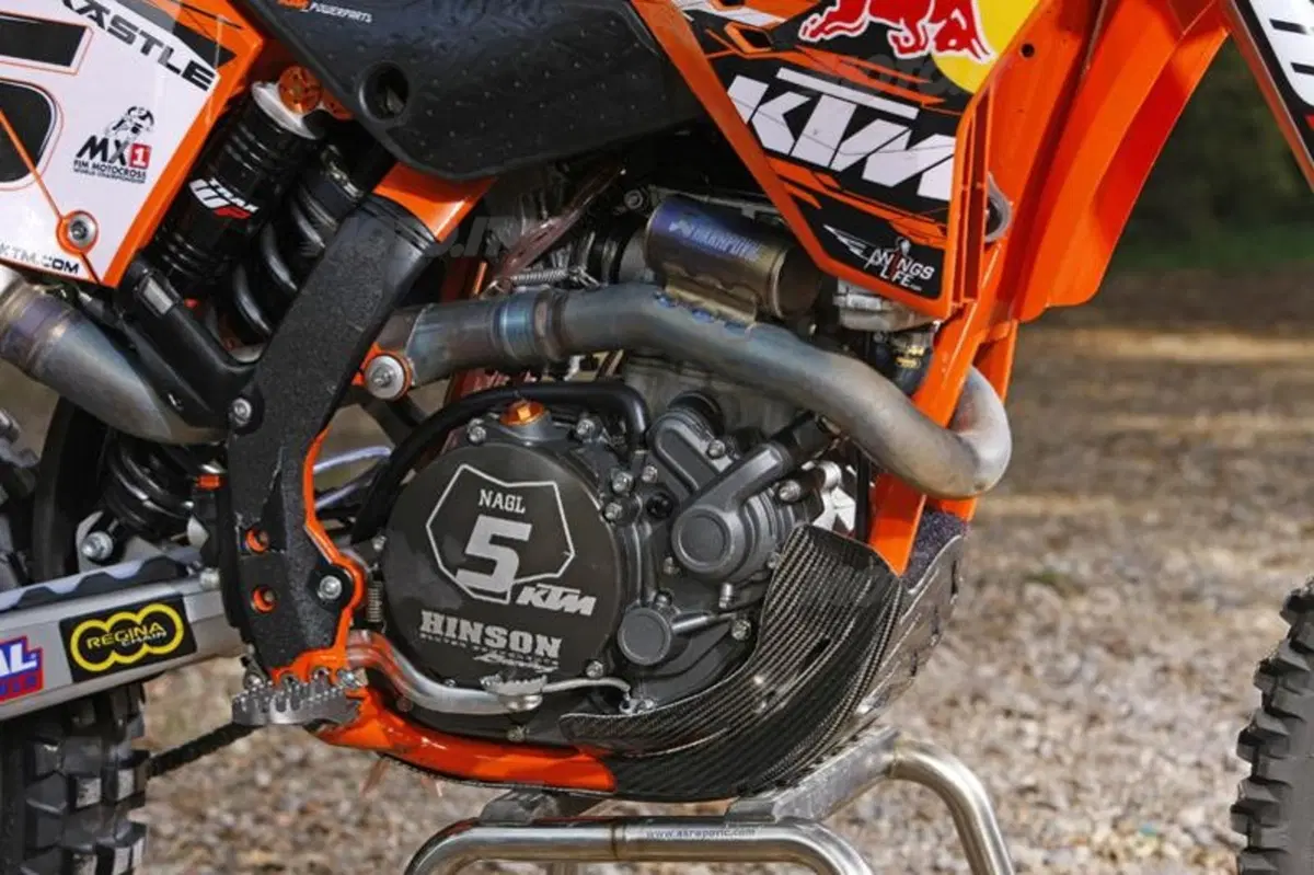 KTM Factory 2009  (7)