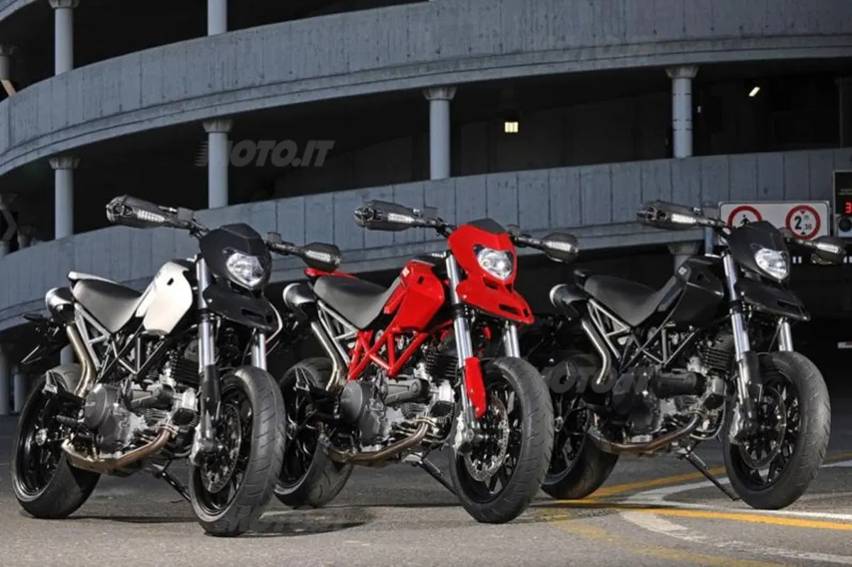 DUCATI Hypermotard 796 