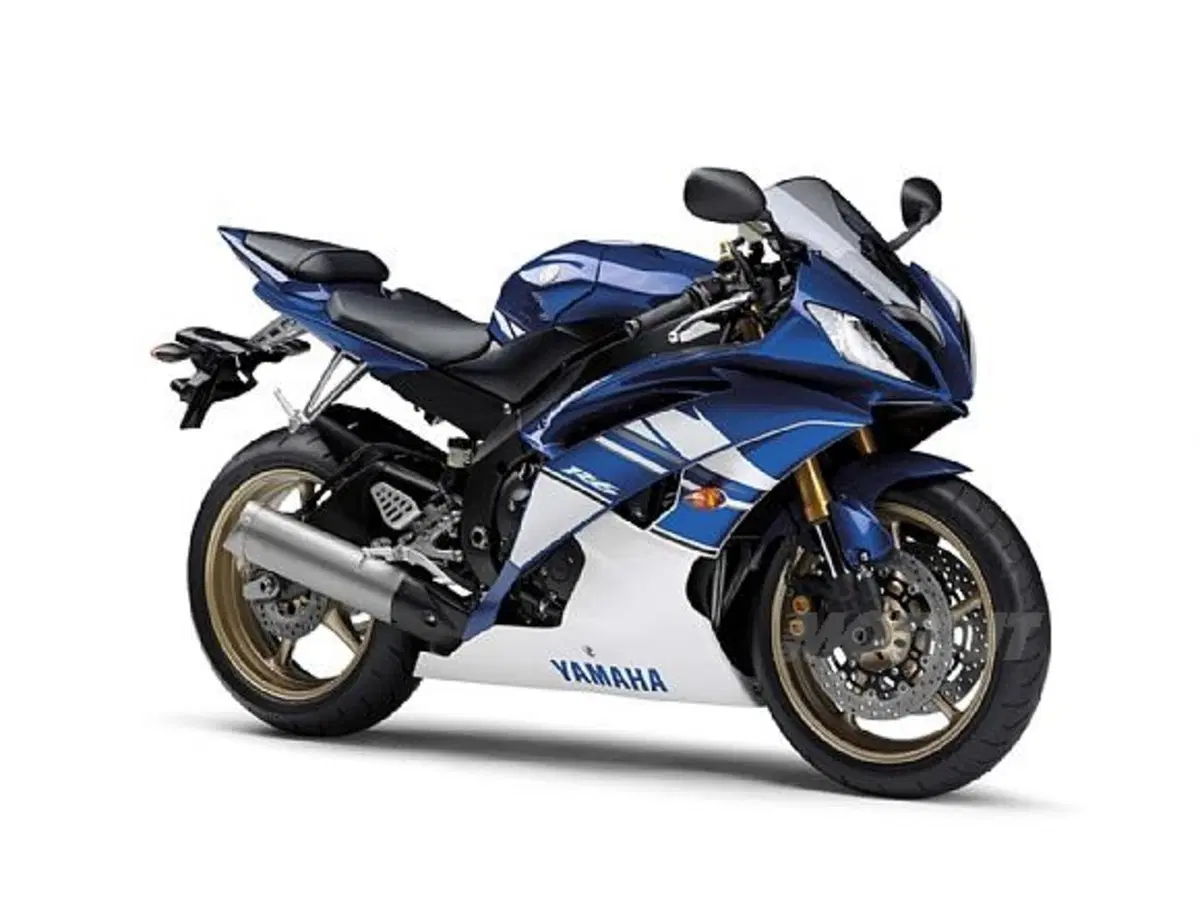 Carrellata di aggiornamenti per Yamaha (18)