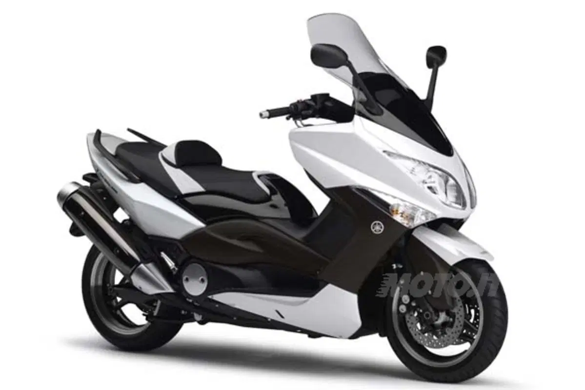 Carrellata di aggiornamenti per Yamaha (20)