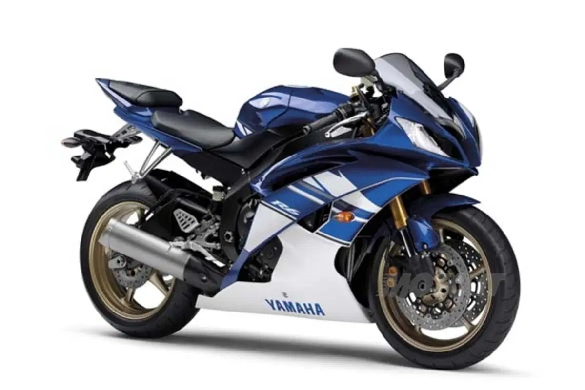 Carrellata di aggiornamenti per Yamaha (22)