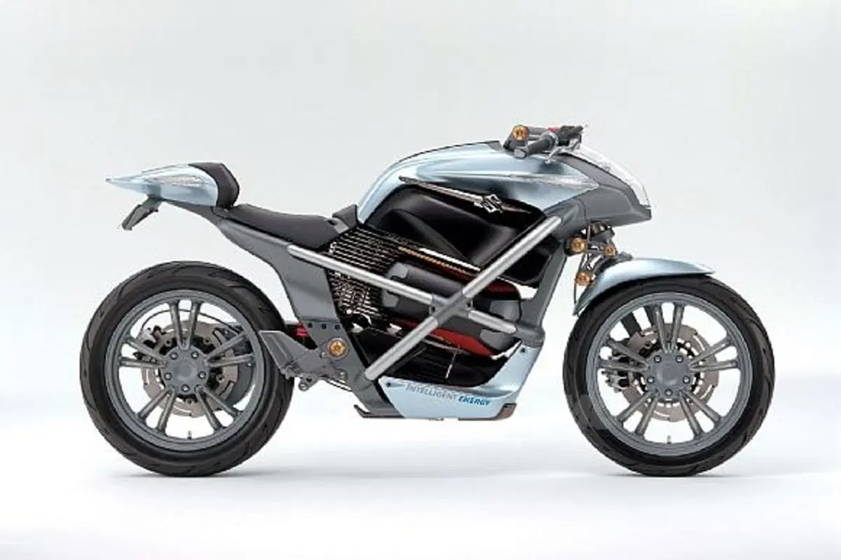 Suzuki al salone di Tokio (2)