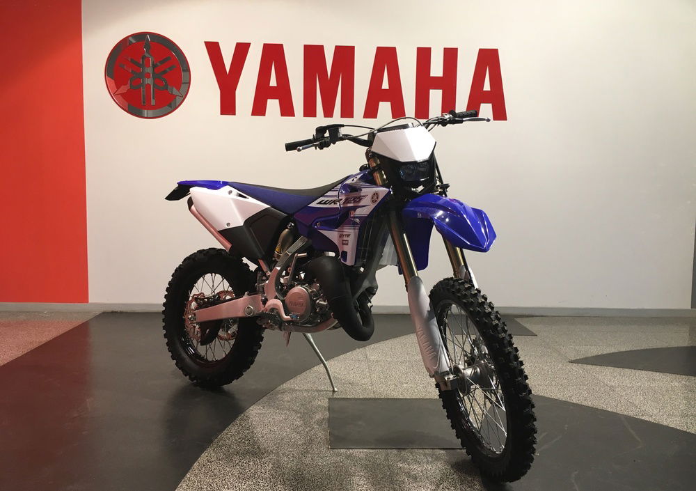 Yamaha WR 125 (2016 - 17) (2)