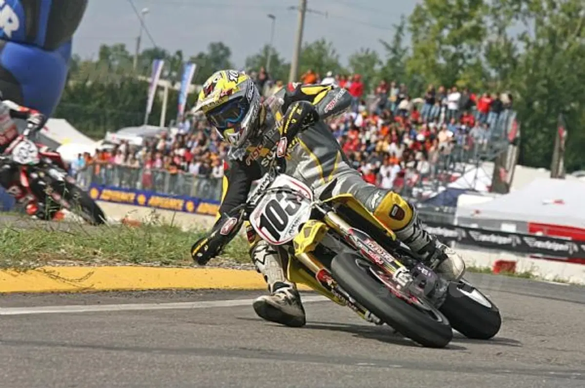 Eddy Seel su Suzuki Team Rigo, quinto nel mondiale