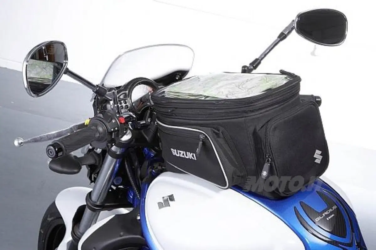 Suzuki festeggia 100 anni regalando un buono di 200 euro