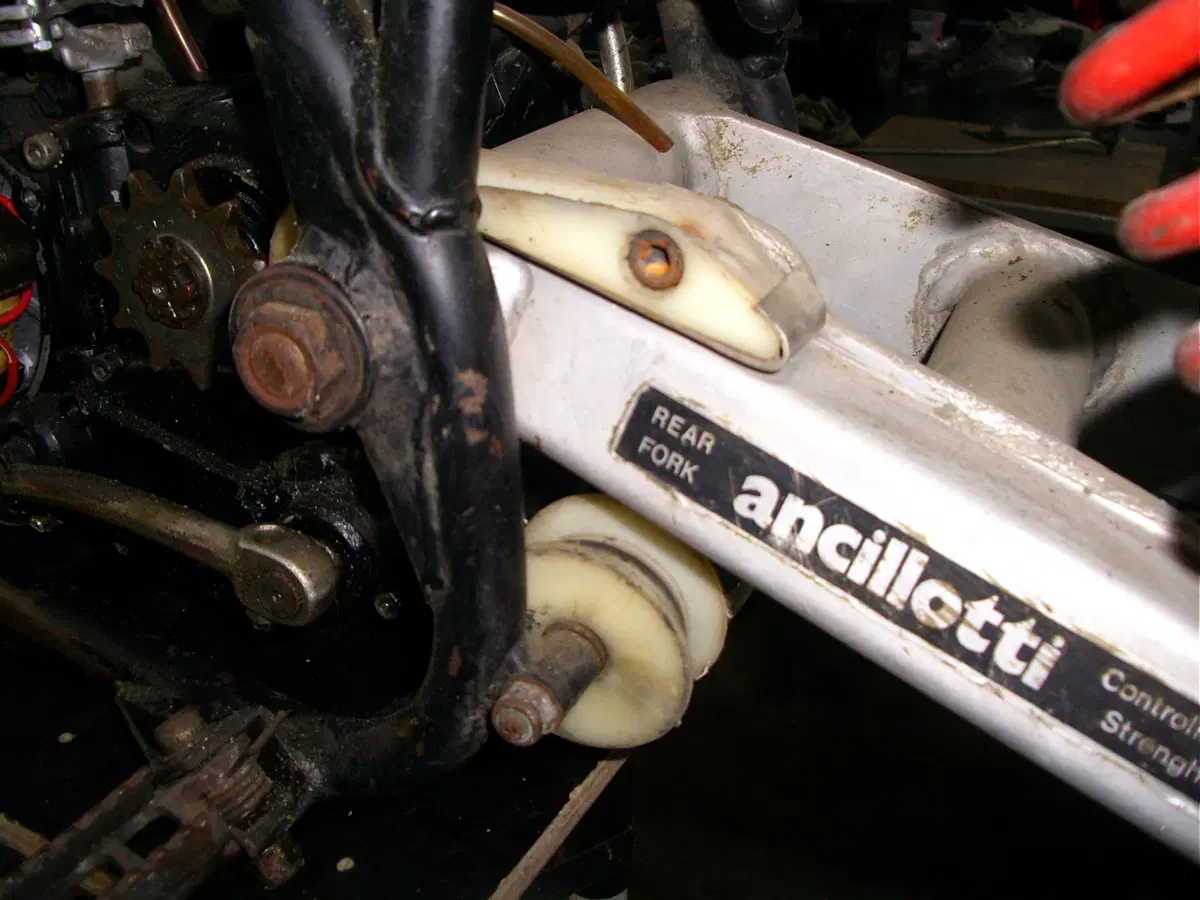 Restaurando, puntata 20: Ancillotti CRH 80 125 1980 (29)