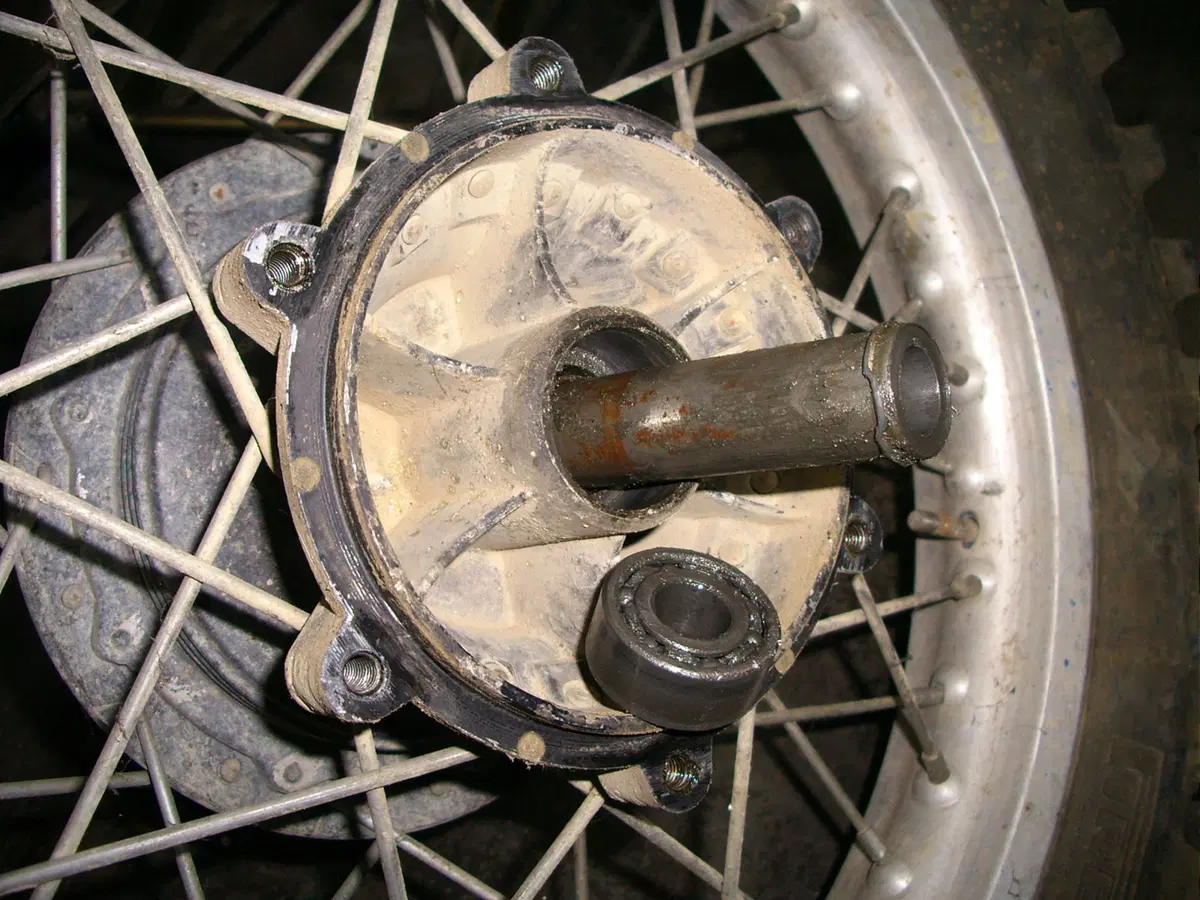 Restaurando, puntata 20: Ancillotti CRH 80 125 1980 (64)