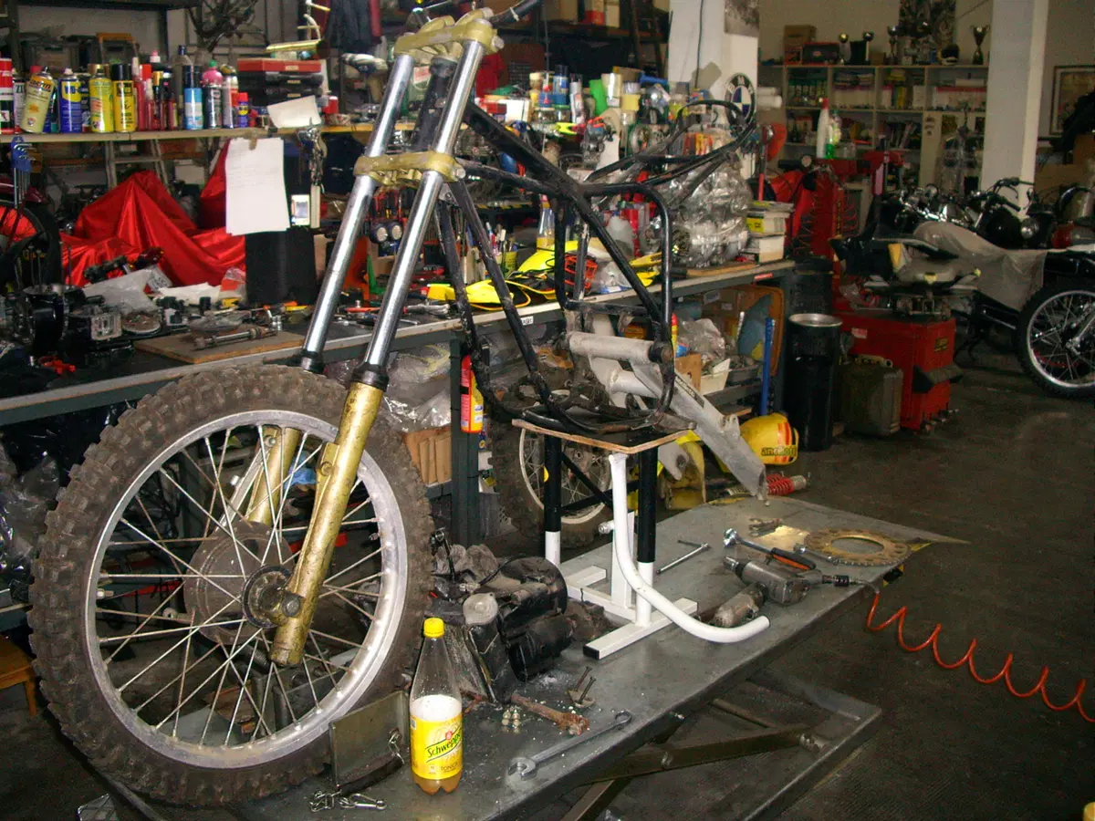 Restaurando, puntata 20: Ancillotti CRH 80 125 1980 (67)