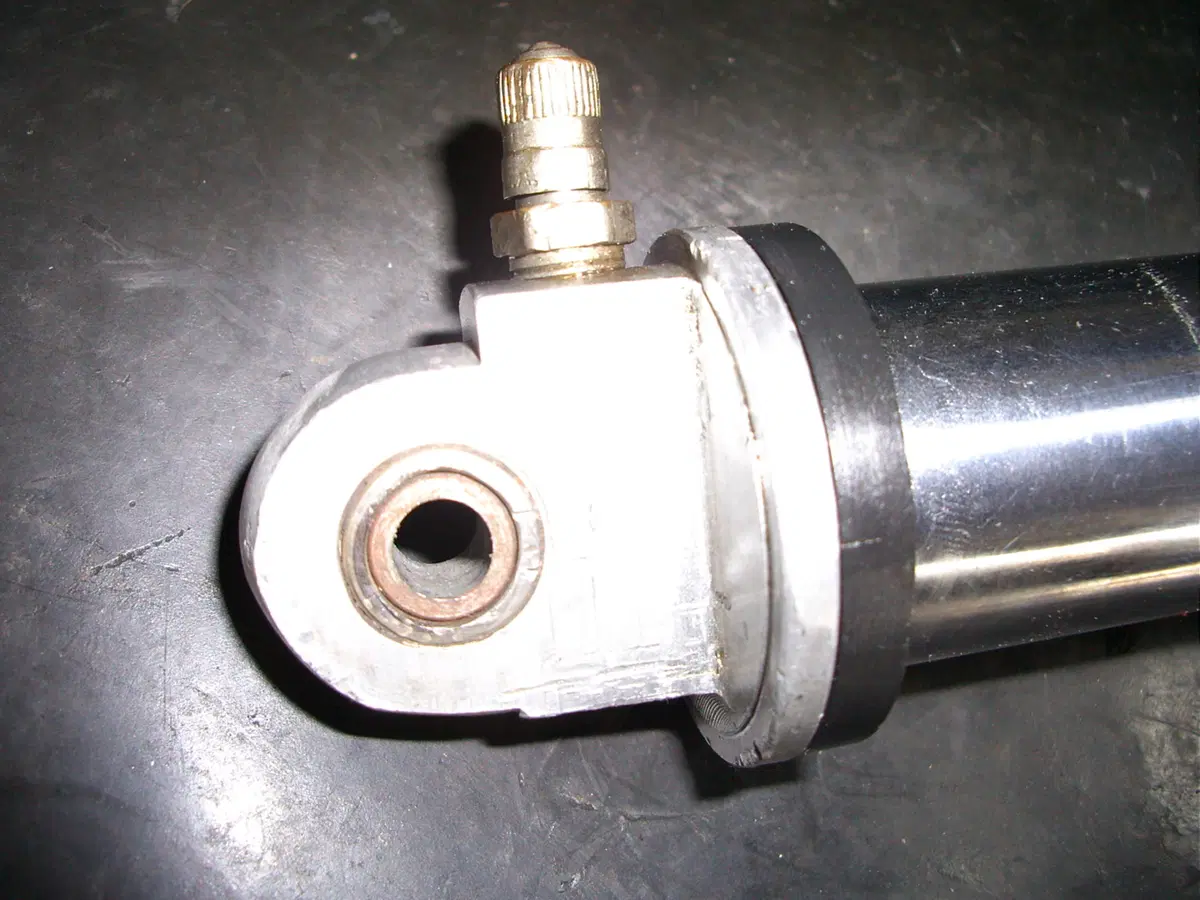 Restaurando, puntata 20: Ancillotti CRH 80 125 1980 (129)