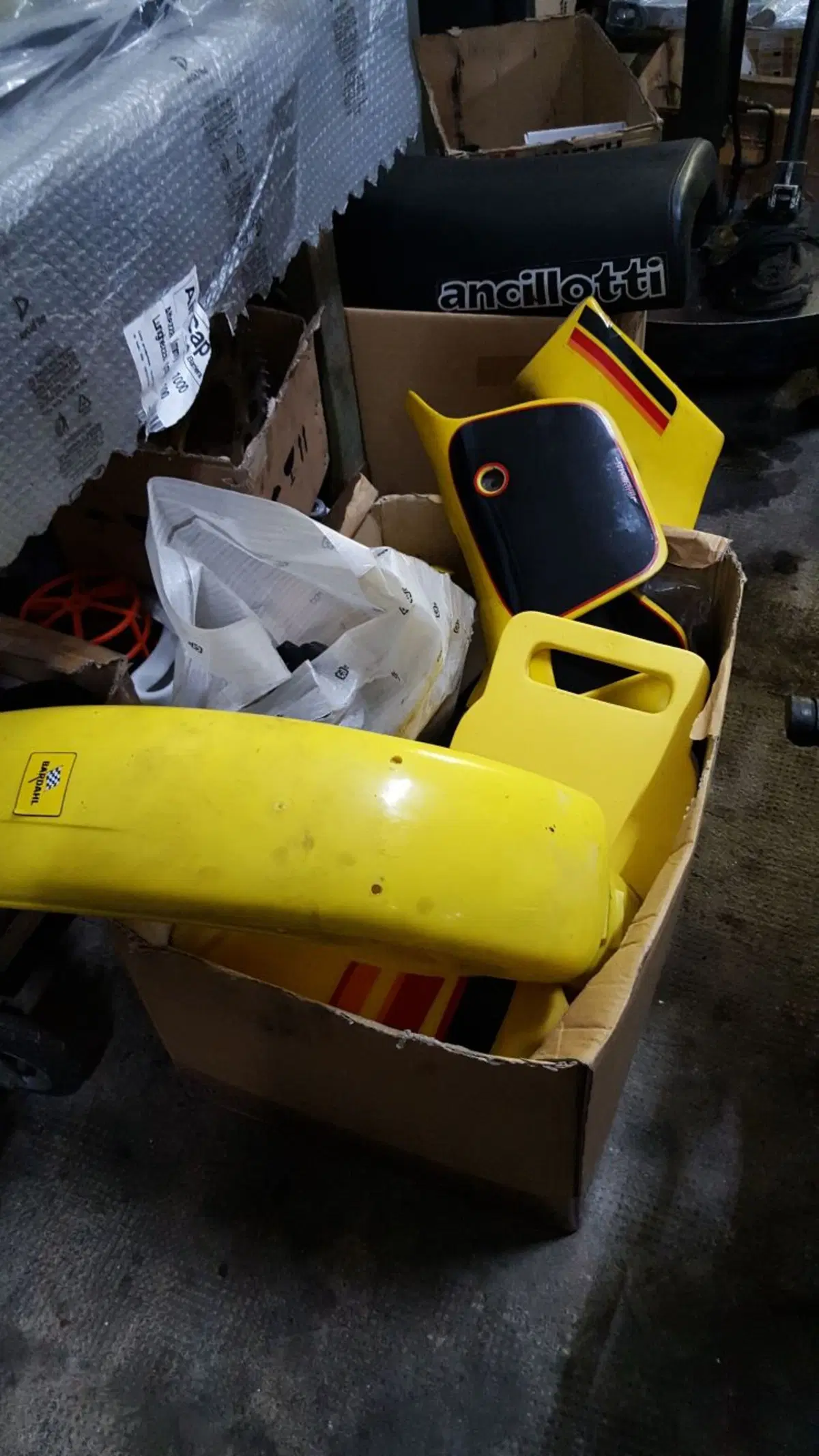 Restaurando, puntata 20: Ancillotti CRH 80 125 1980 (137)