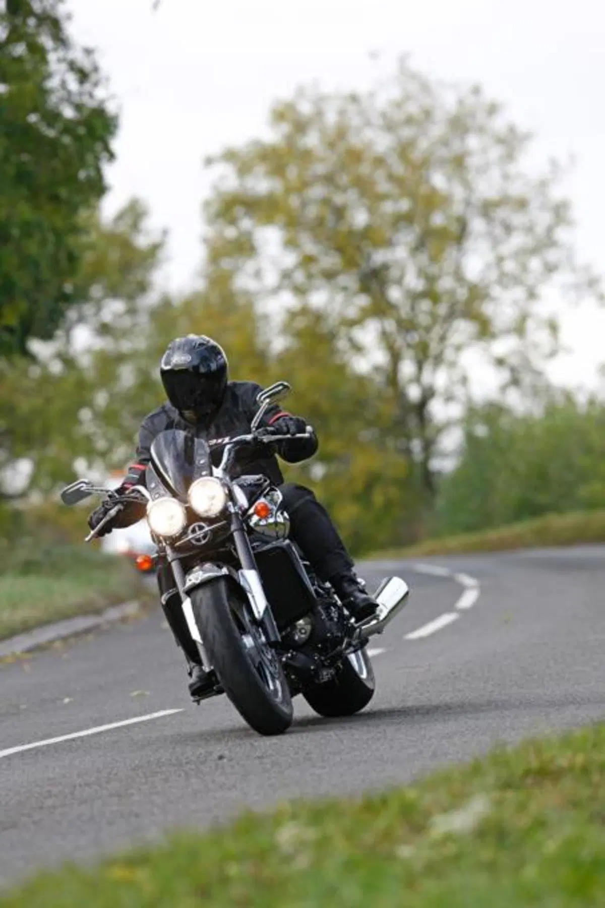 Triumph Rocket III Roadster (7)