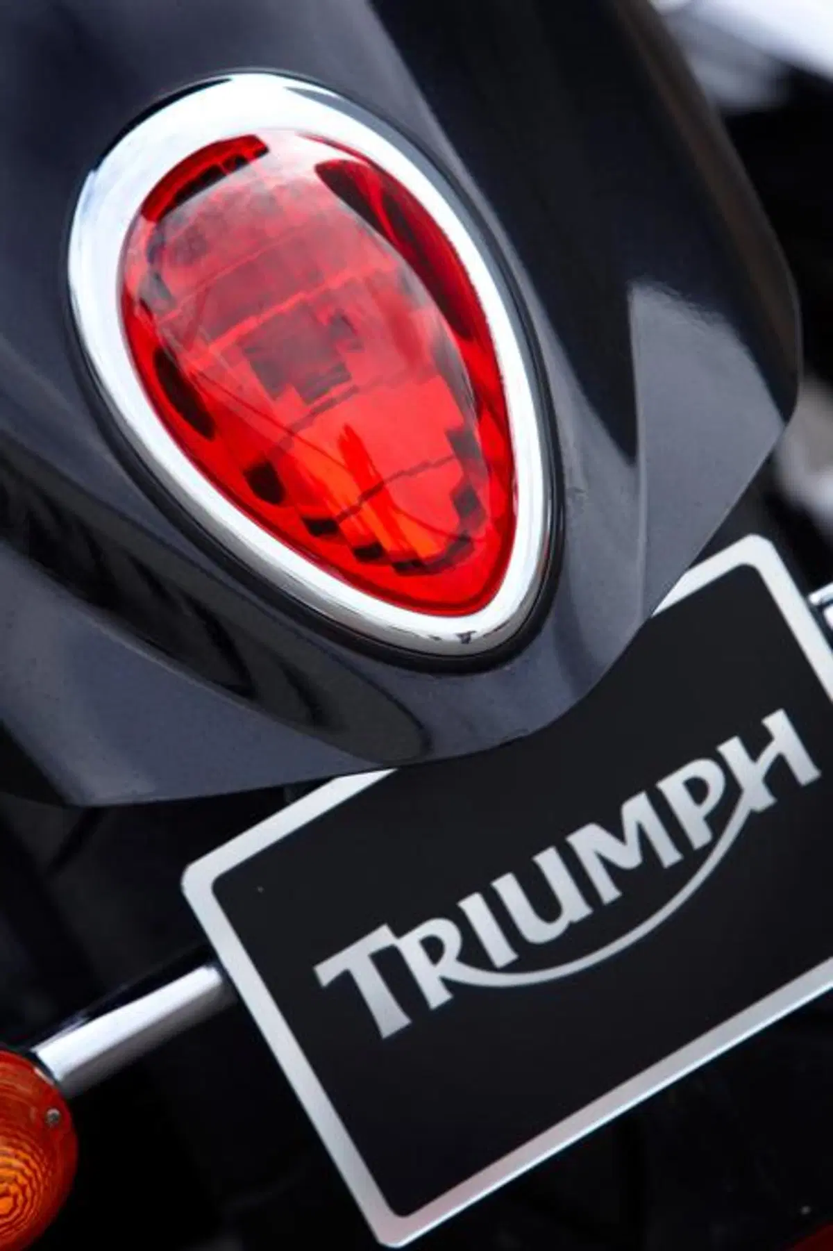 Triumph Rocket III Roadster (20)