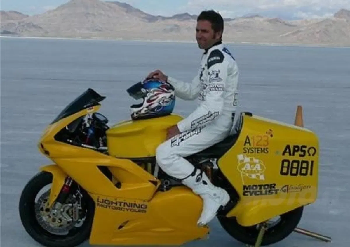 Record "elettrico" a Bonneville 