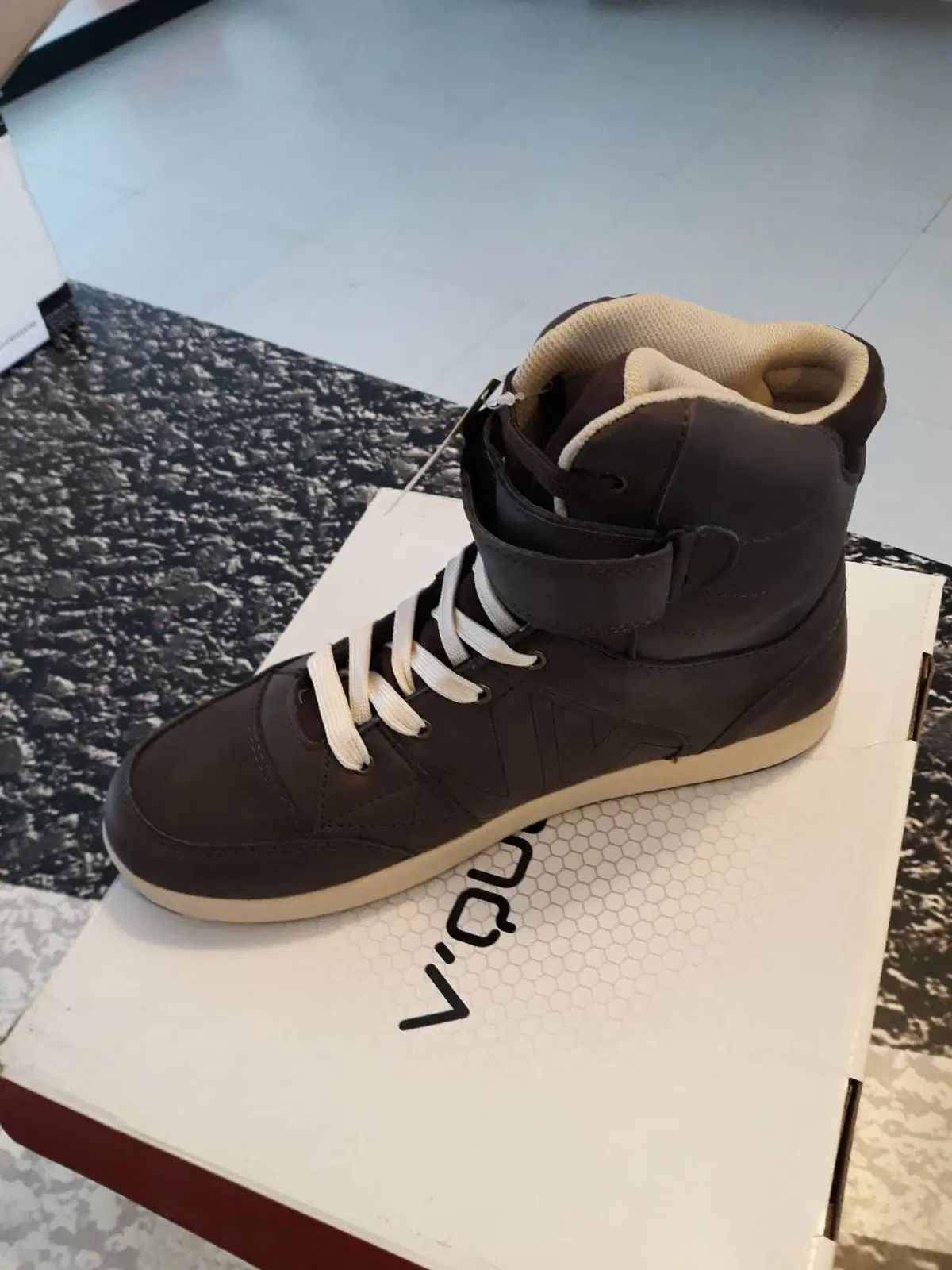 stivale V Quattro