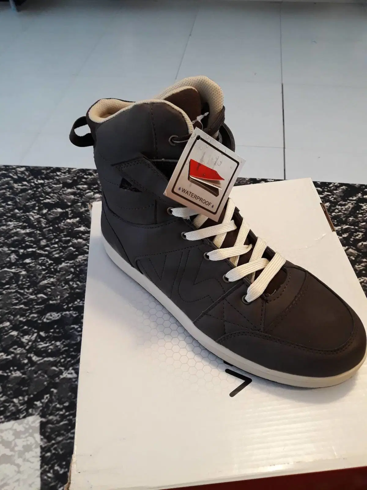 stivale V Quattro (2)