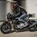 Norton Dominator Black. Café racer d'altri tempi